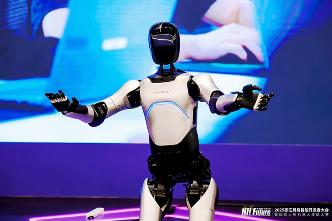 今年会jinnianhui-海信音响如何用“1/3体积”实现声场突围？